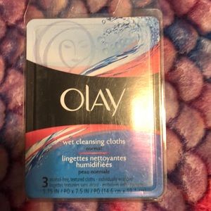 Olay wet cleansing clothes